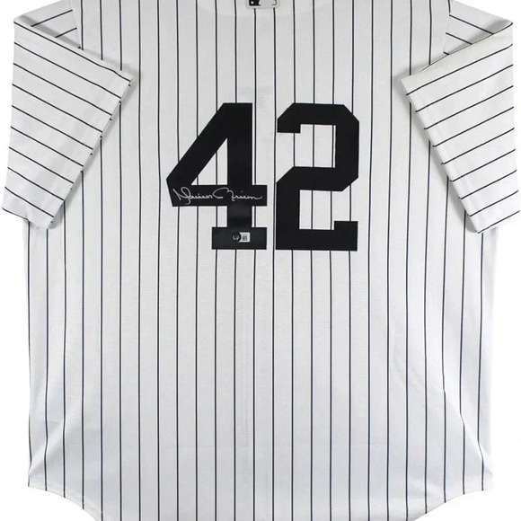 504 NWT New York Yankees Mariano Rivera Signed Jersey COA - Picture 1 of 5